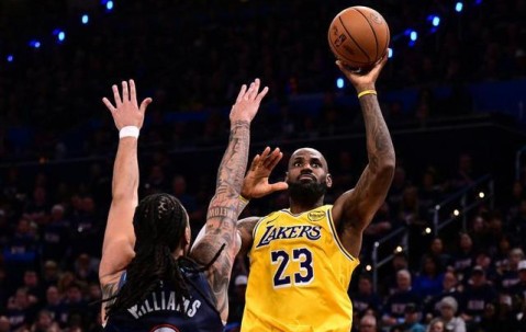 NBA季后赛｜湖人再度不敌雷霆，赛后全队找裁判理论