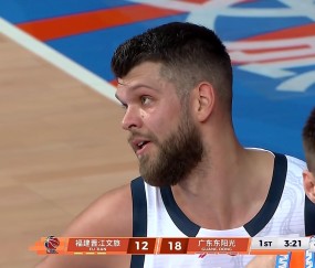 leyu集团-广东91-93福建！球员评分：2人满分，2人良好，4人不合格